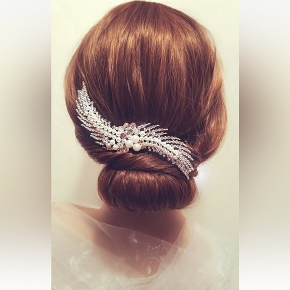 Gemsicles Artisan Jewelry Accessories - Large Silver Pearl and Crystal
Rhinestones Hair Comb Formal Occasions